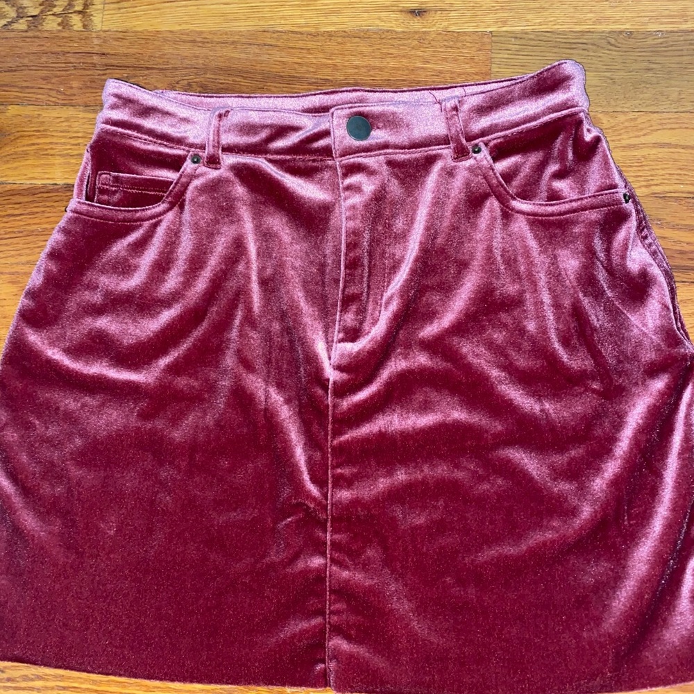 Forever 21 pink velvet mini skirt